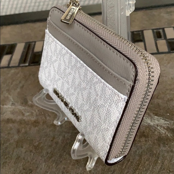 MICHAEL KORS JET SET TRAVEL MD ZA CARD CASE - Picture 4 of 16